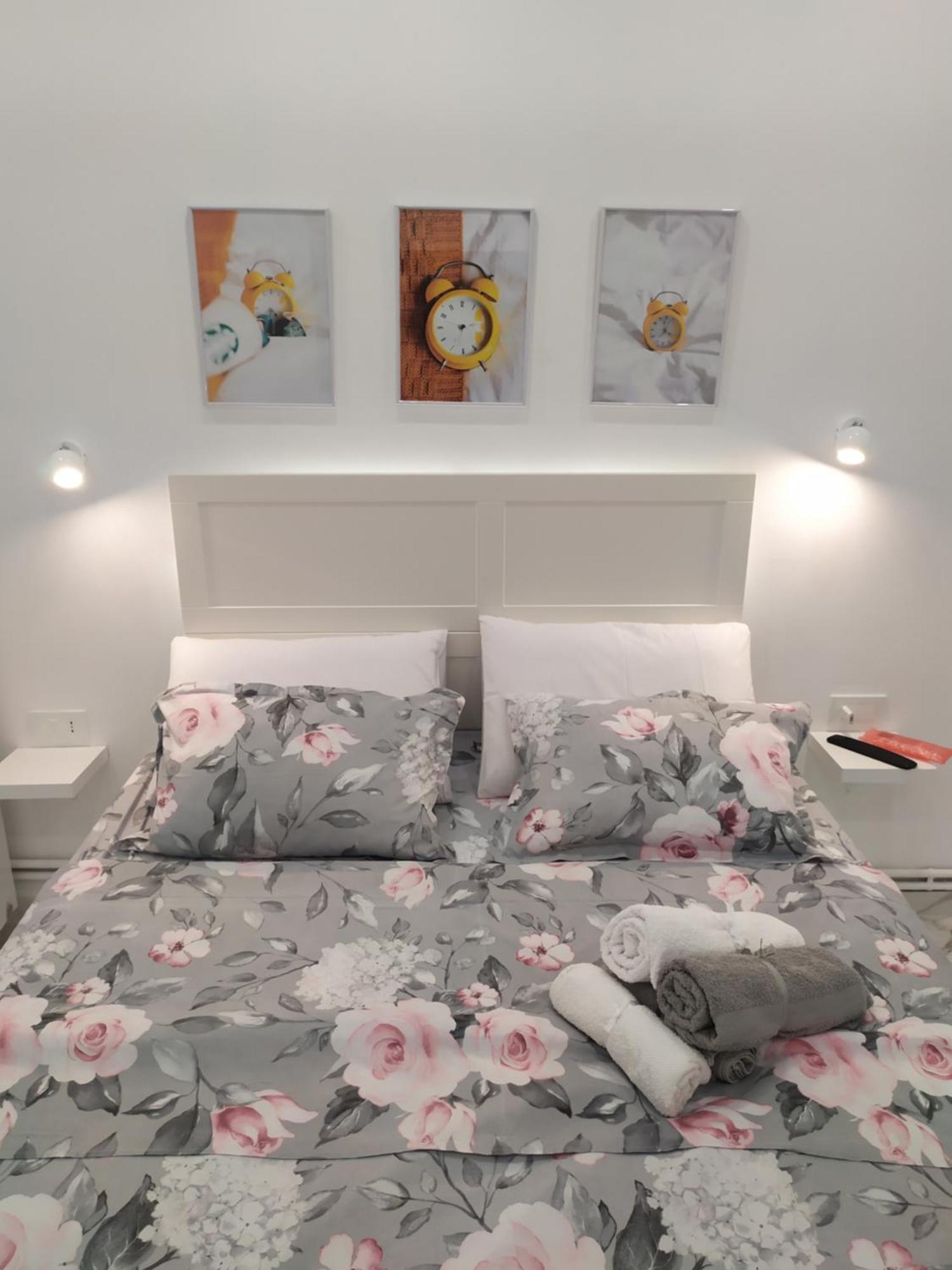 White Apartment Athene Buitenkant foto
